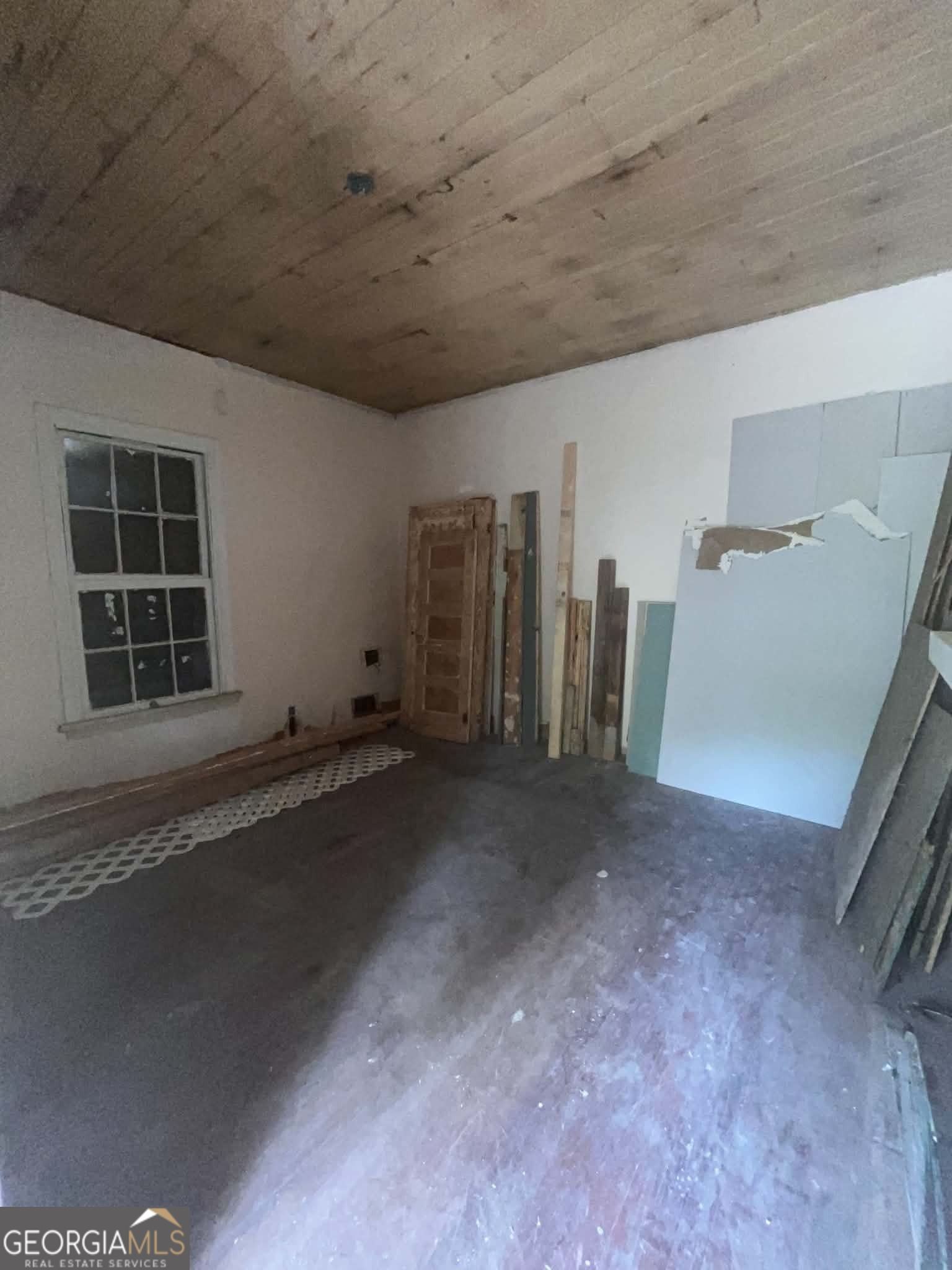 325 Fairview Avenue Property Photo 16