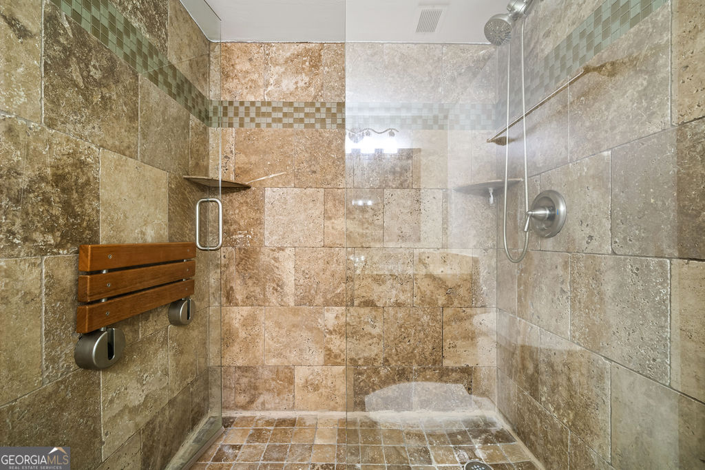 2870 Pharr Court South Nw # 203 Property Photo 9