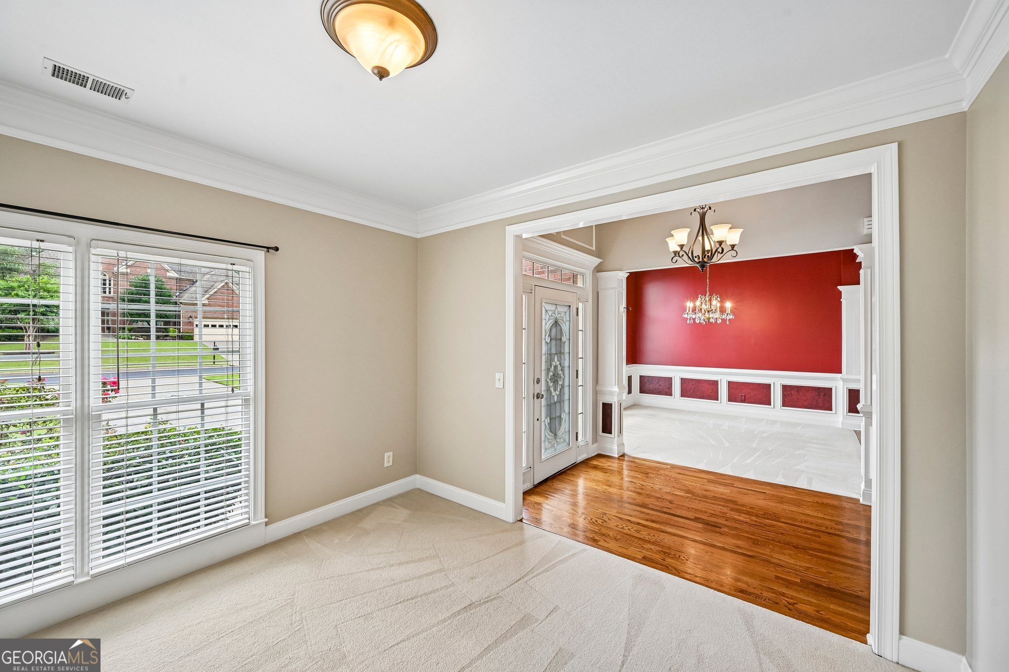 3923 Springtree Lane Property Photo 7