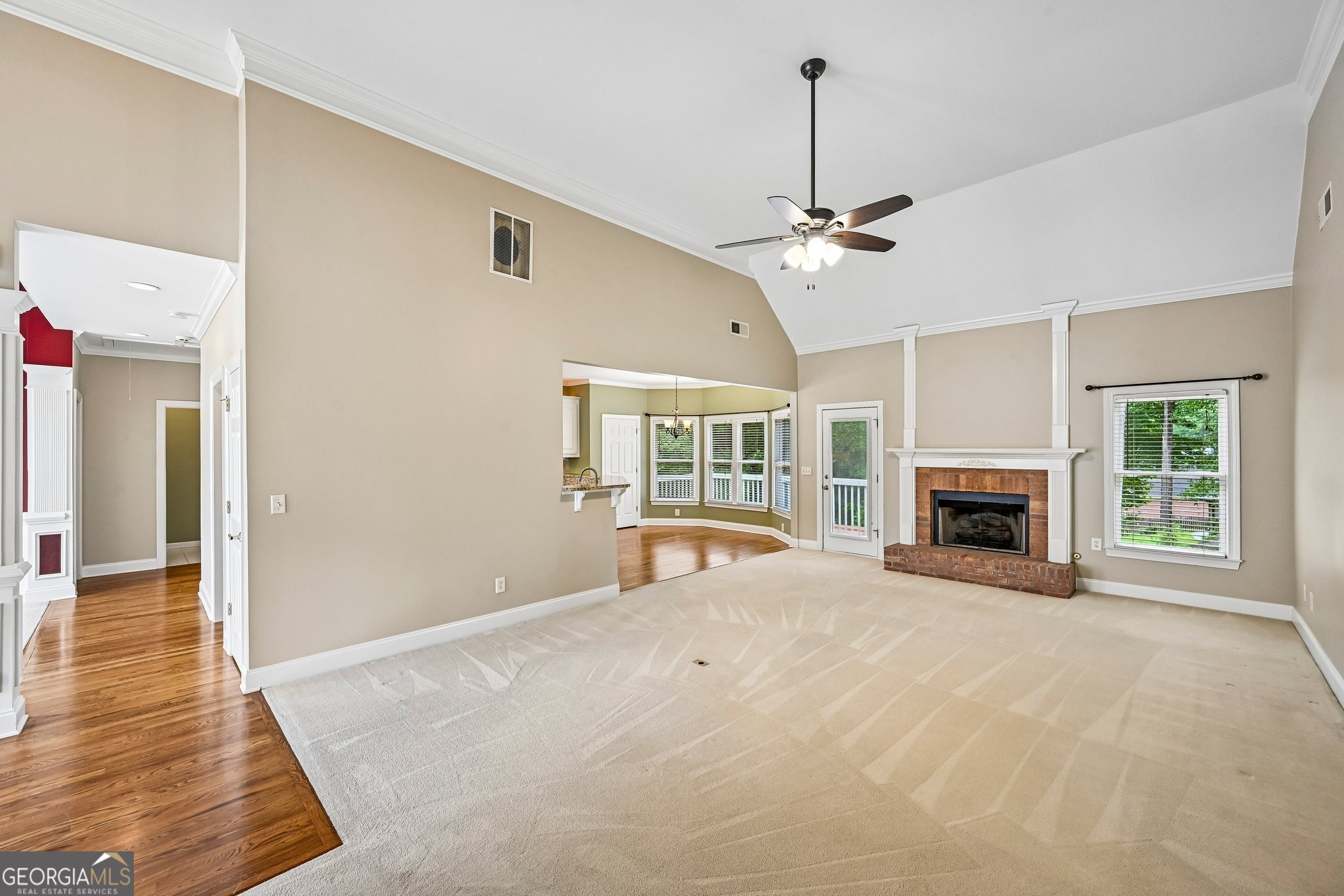 3923 Springtree Lane Property Photo 14