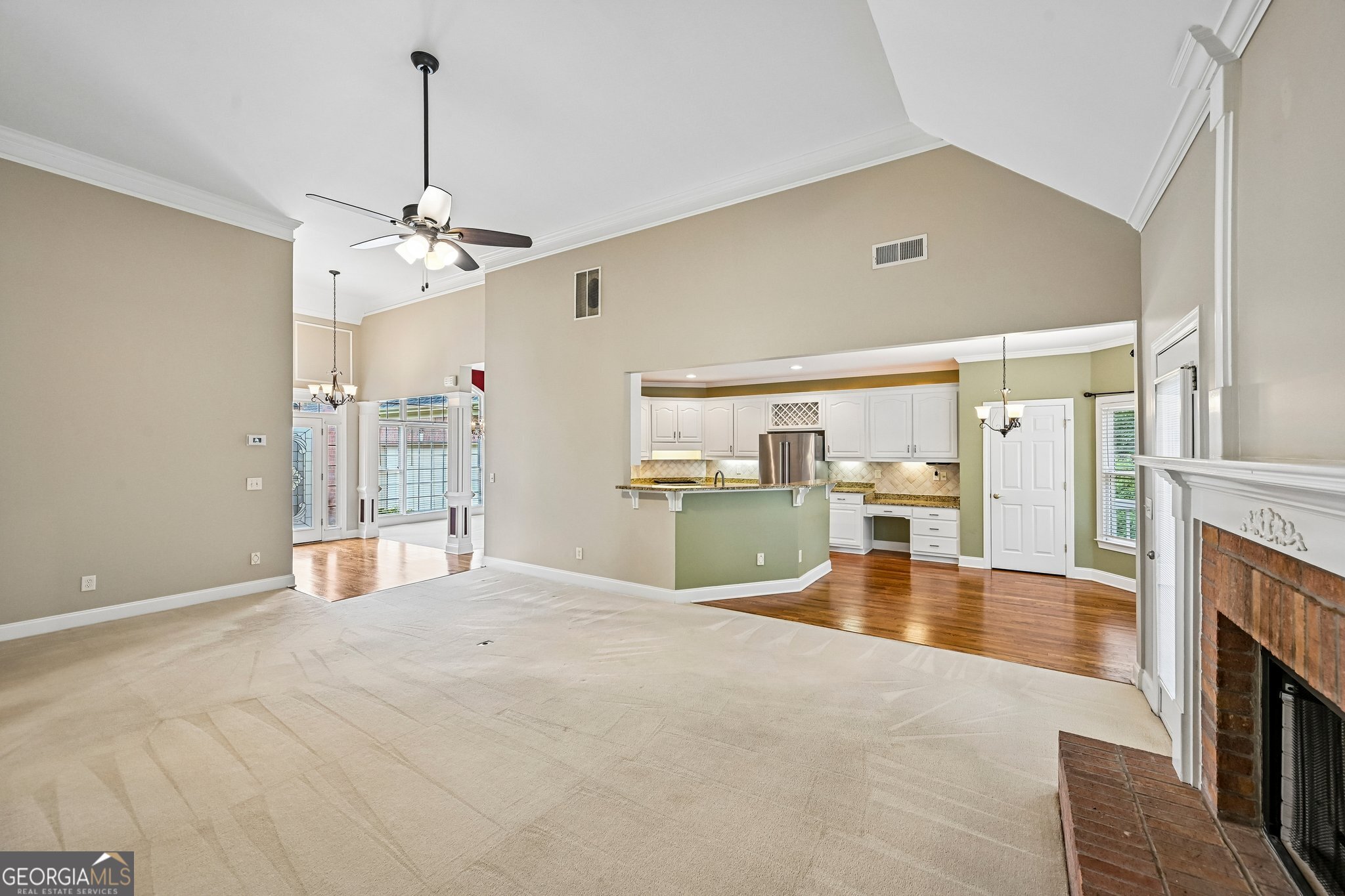 3923 Springtree Lane Property Photo 15