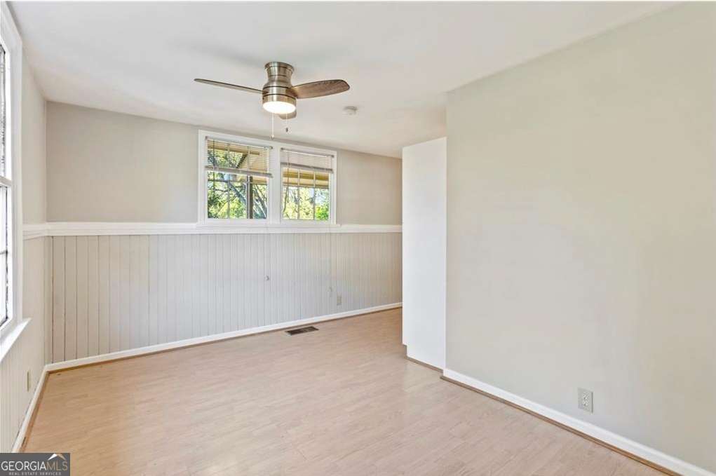 652 Boulevard Se Property Photo 32
