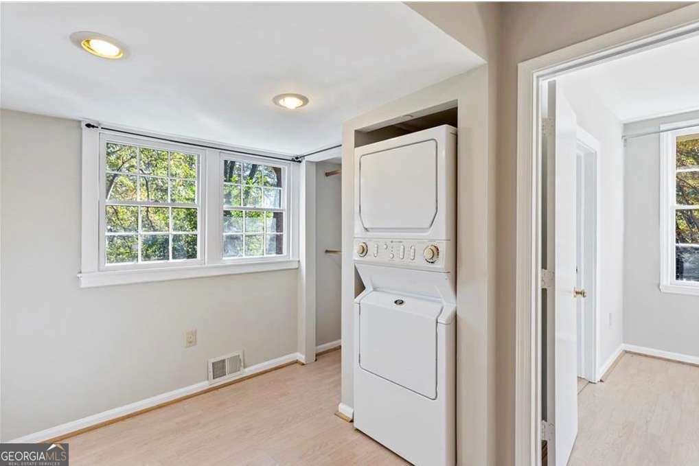 652 Boulevard Se Property Photo 34