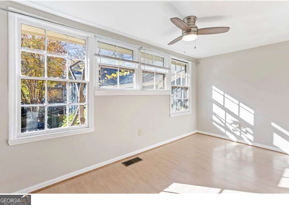 652 Boulevard Se Property Photo 35