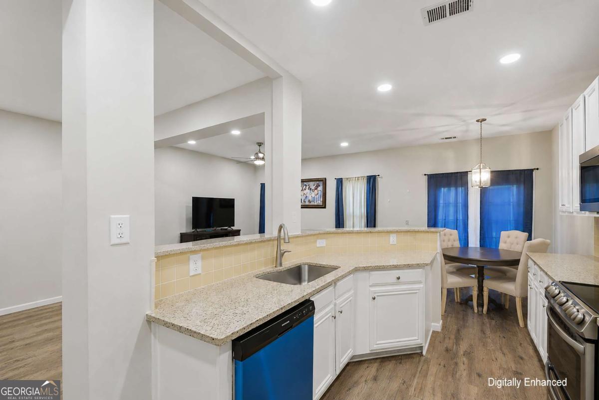 2555 Flat Shoals Road # 2008 Property Photo 12