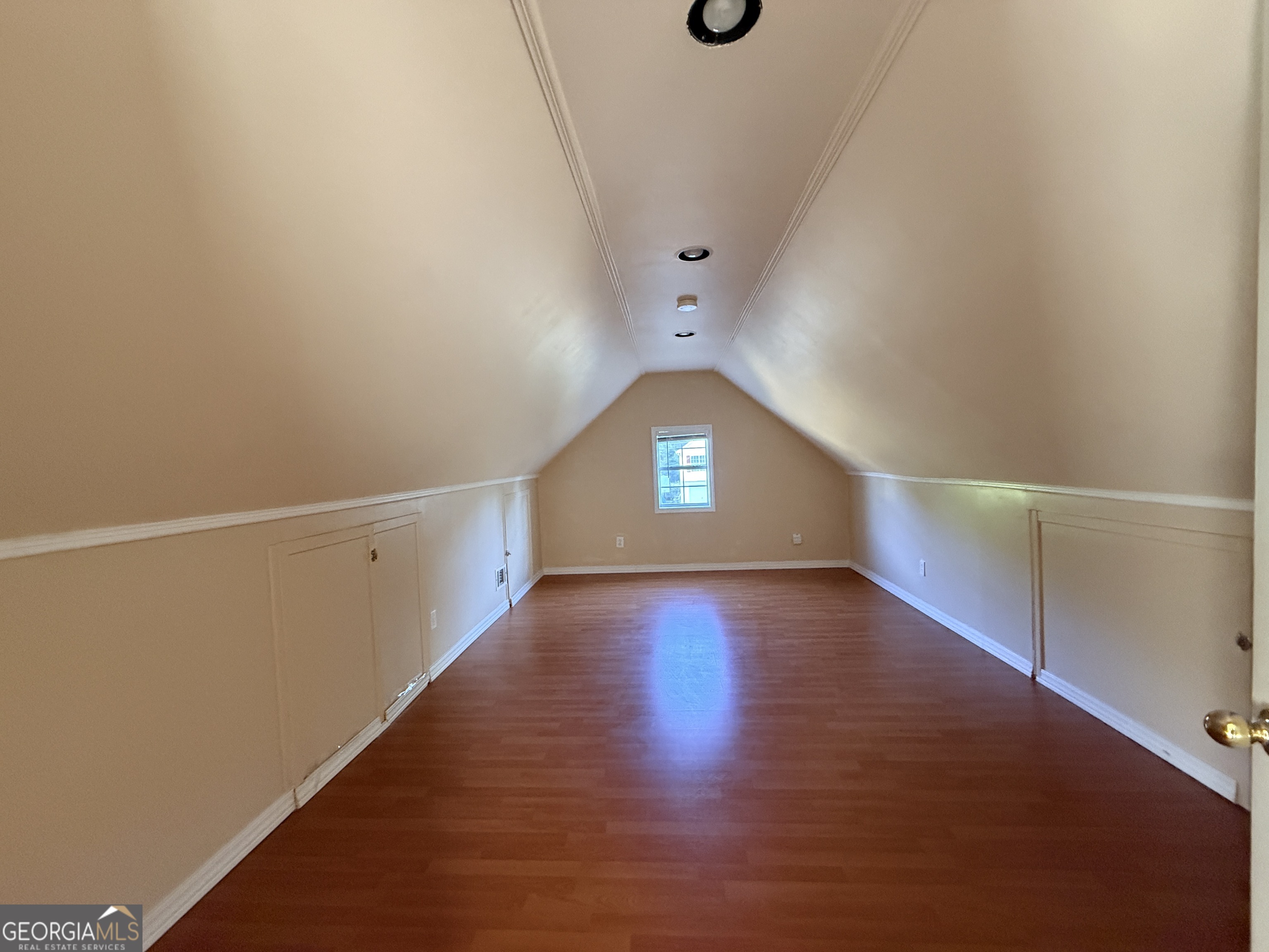 190 The Falls Boulevard Property Photo 13