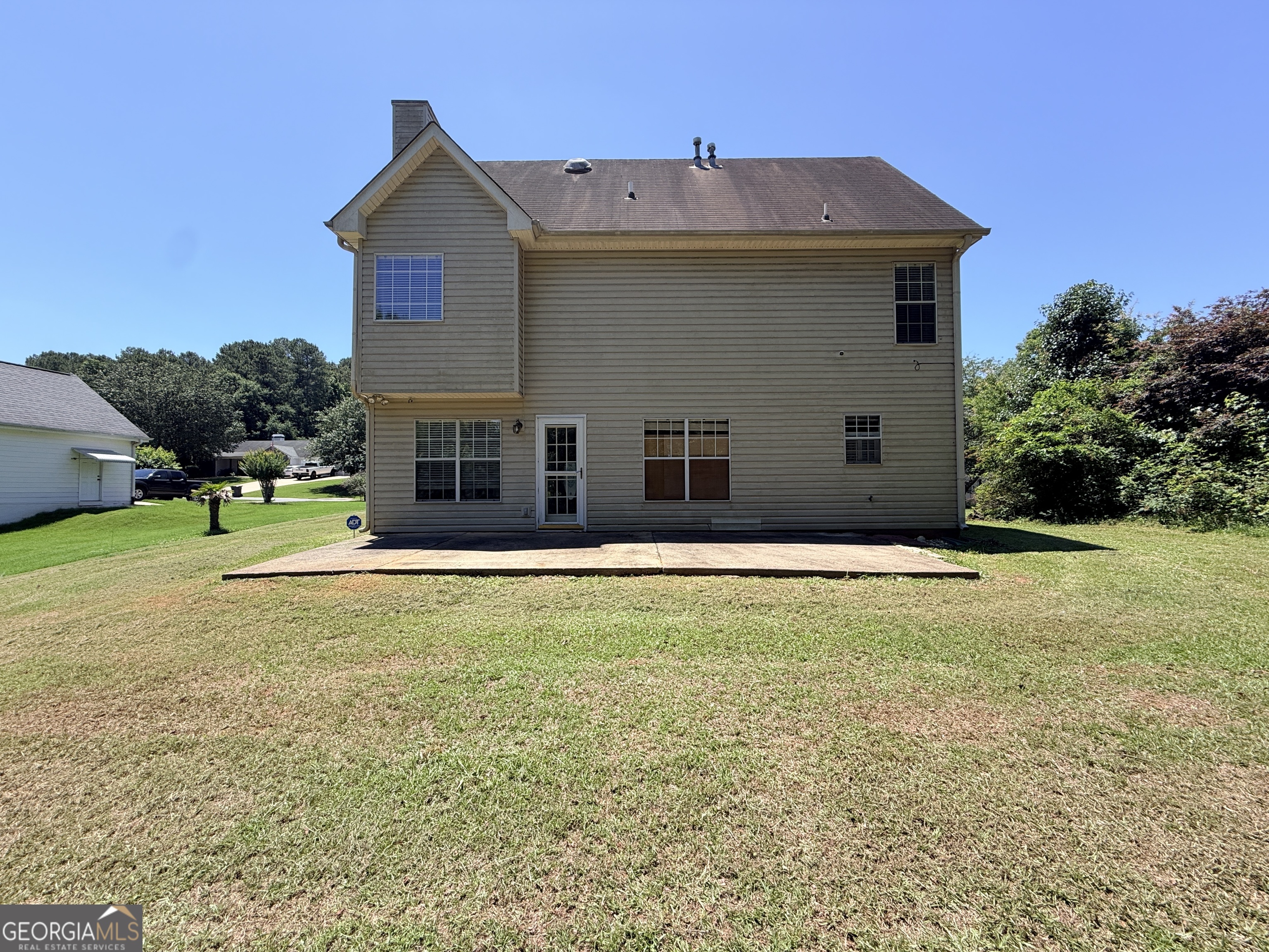 190 The Falls Boulevard Property Photo 14