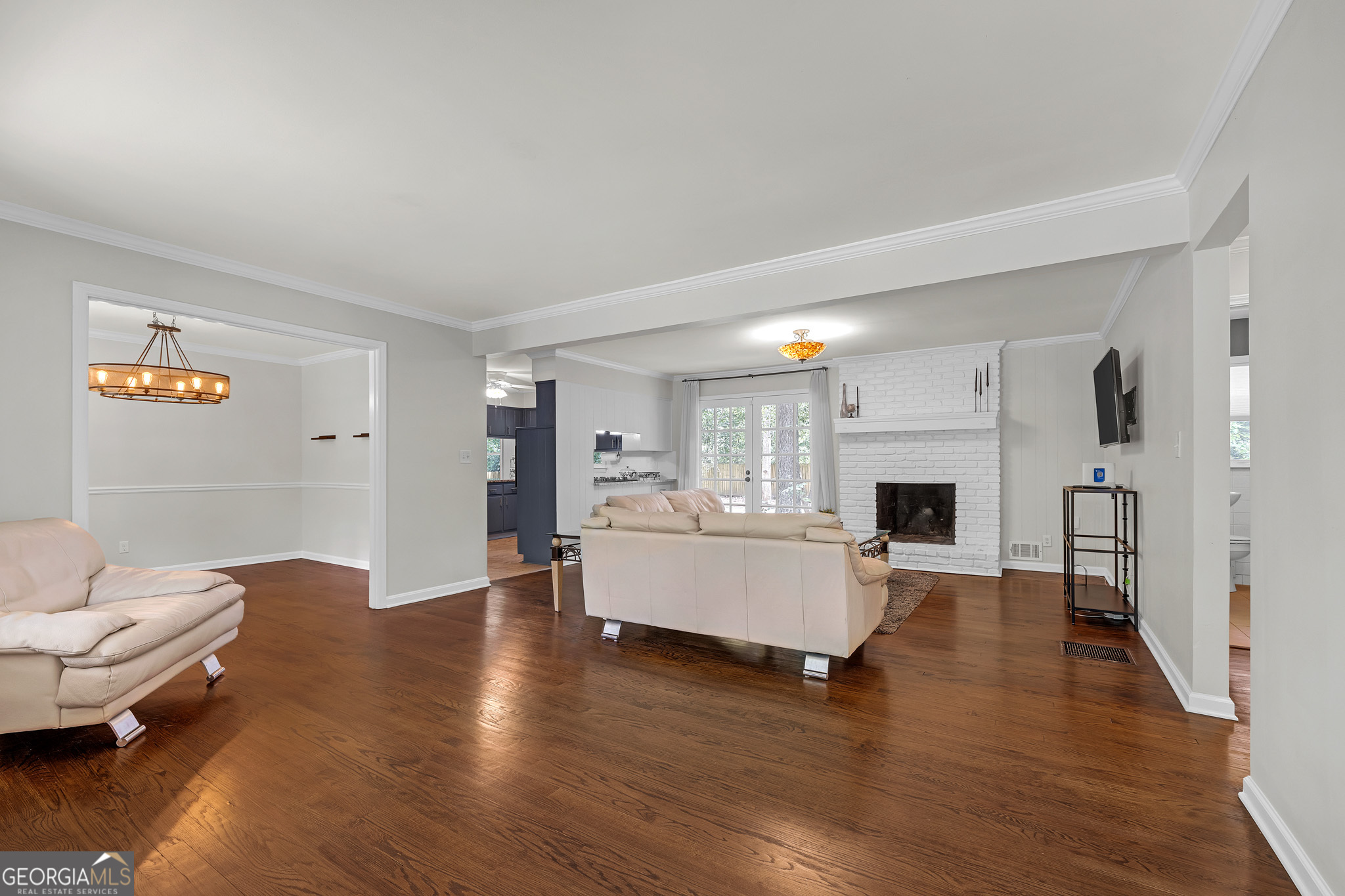 5580 Leather Stocking Lane Property Photo 5