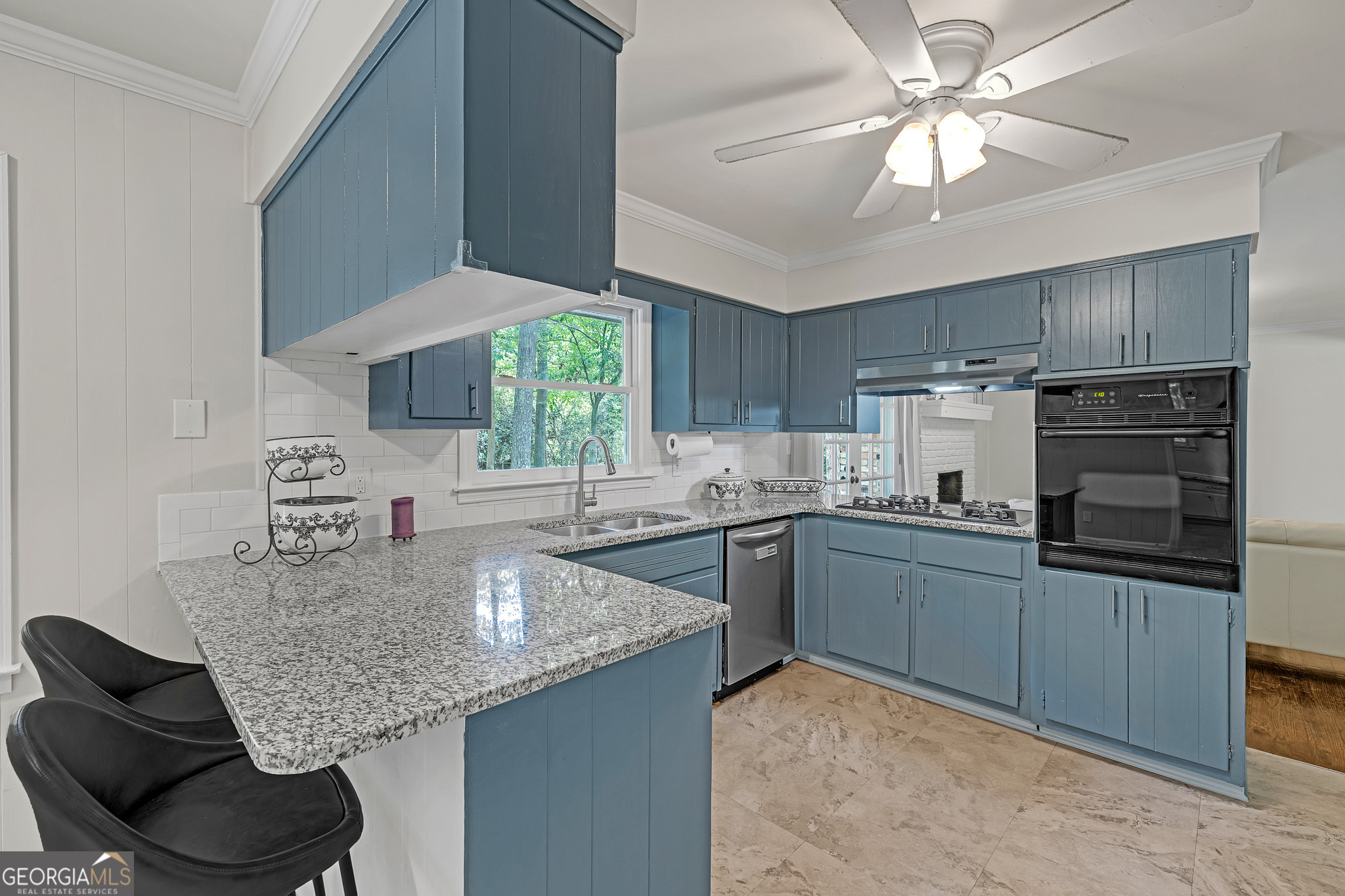 5580 Leather Stocking Lane Property Photo 11
