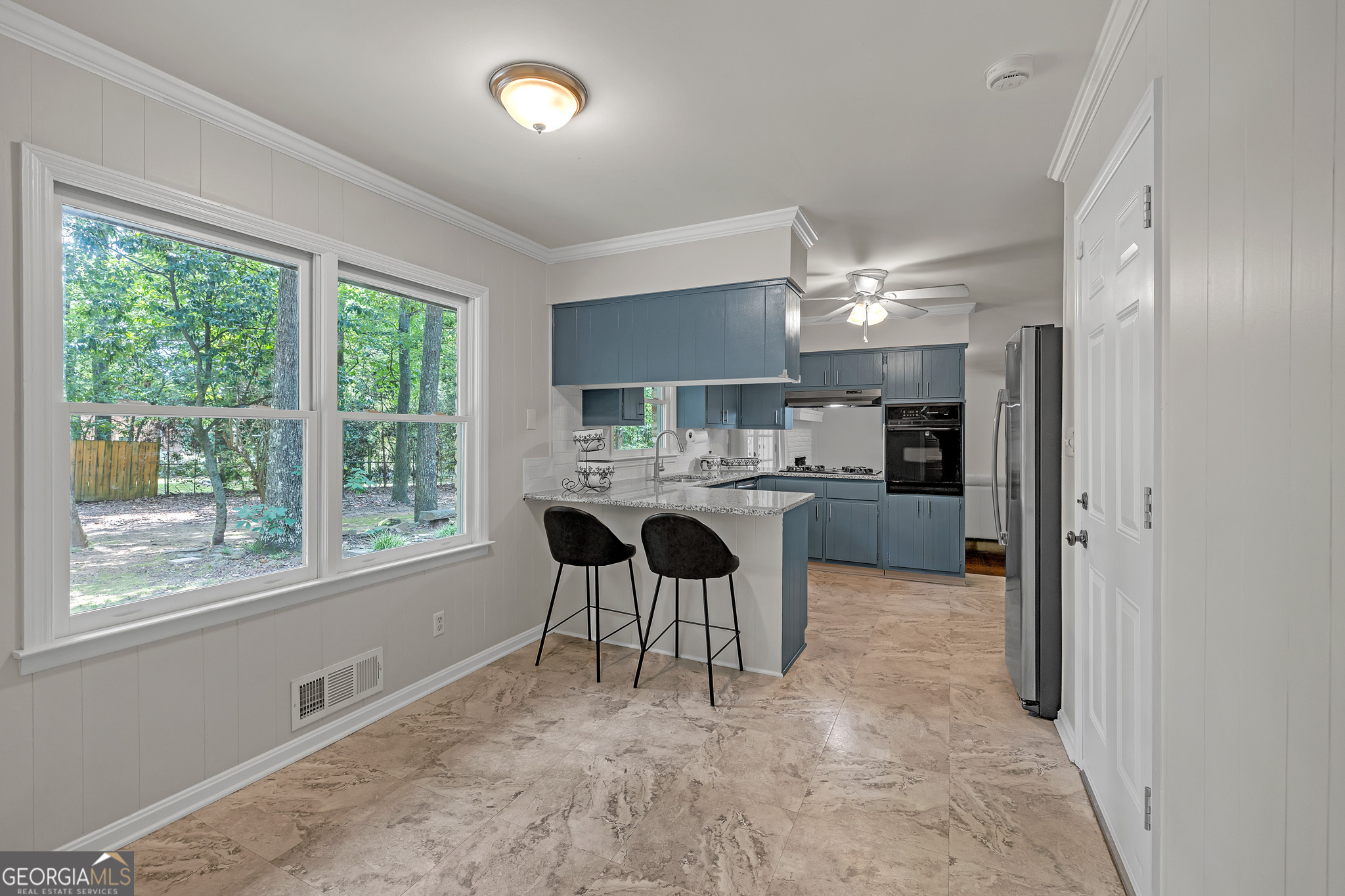 5580 Leather Stocking Lane Property Photo 12