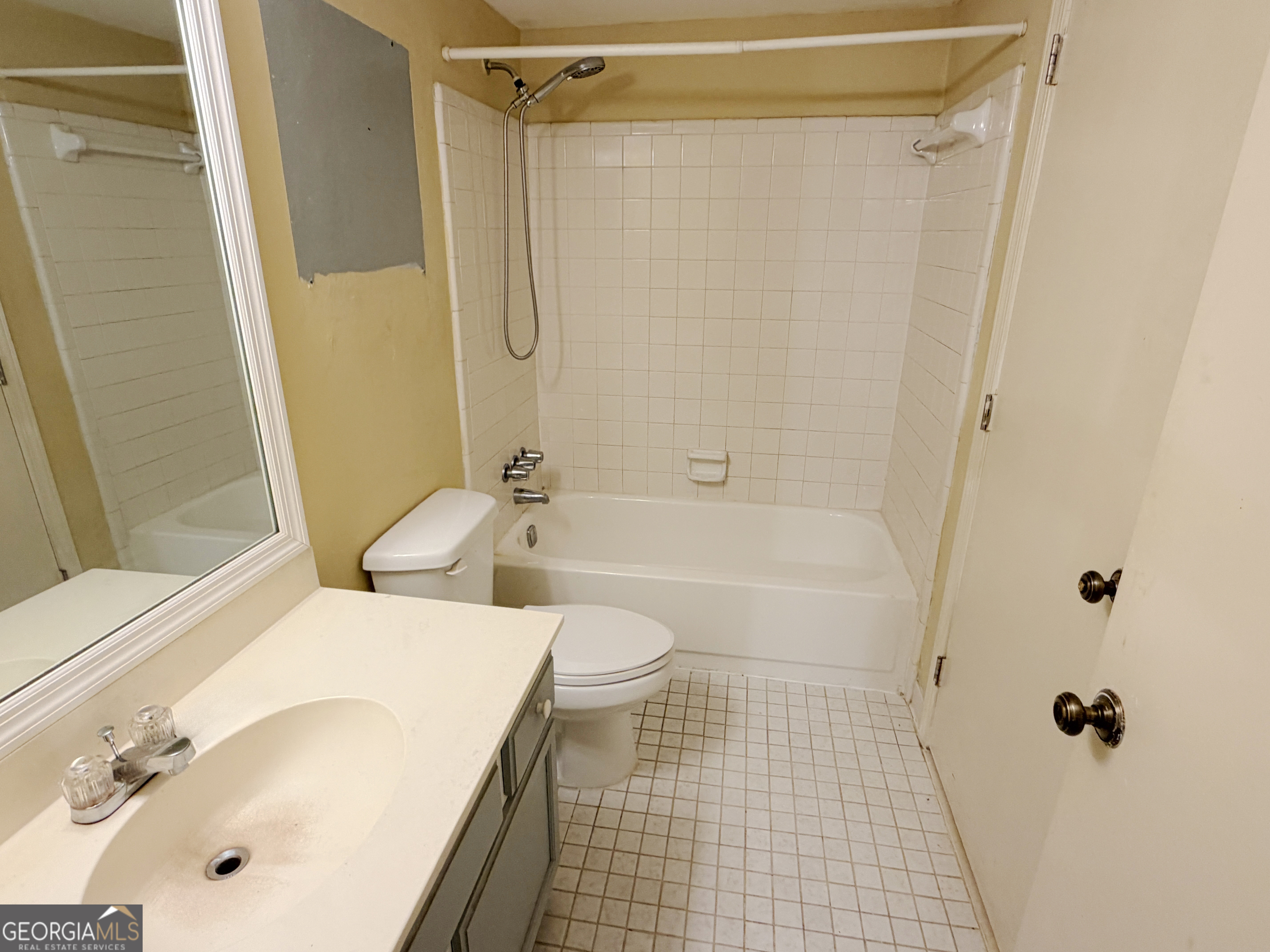 1156 Forest Glen Court Nw Property Photo 8