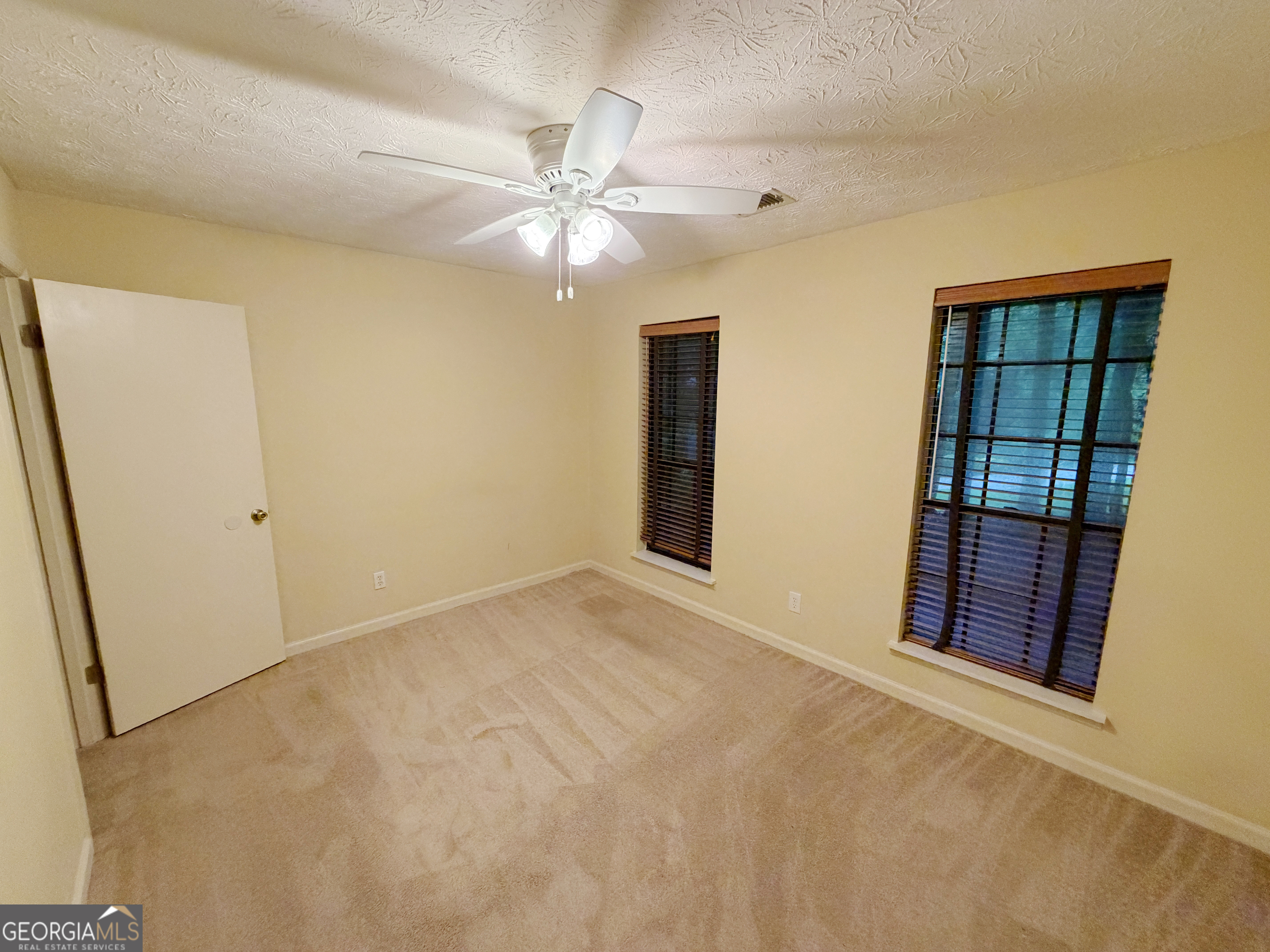 1156 Forest Glen Court Nw Property Photo 9