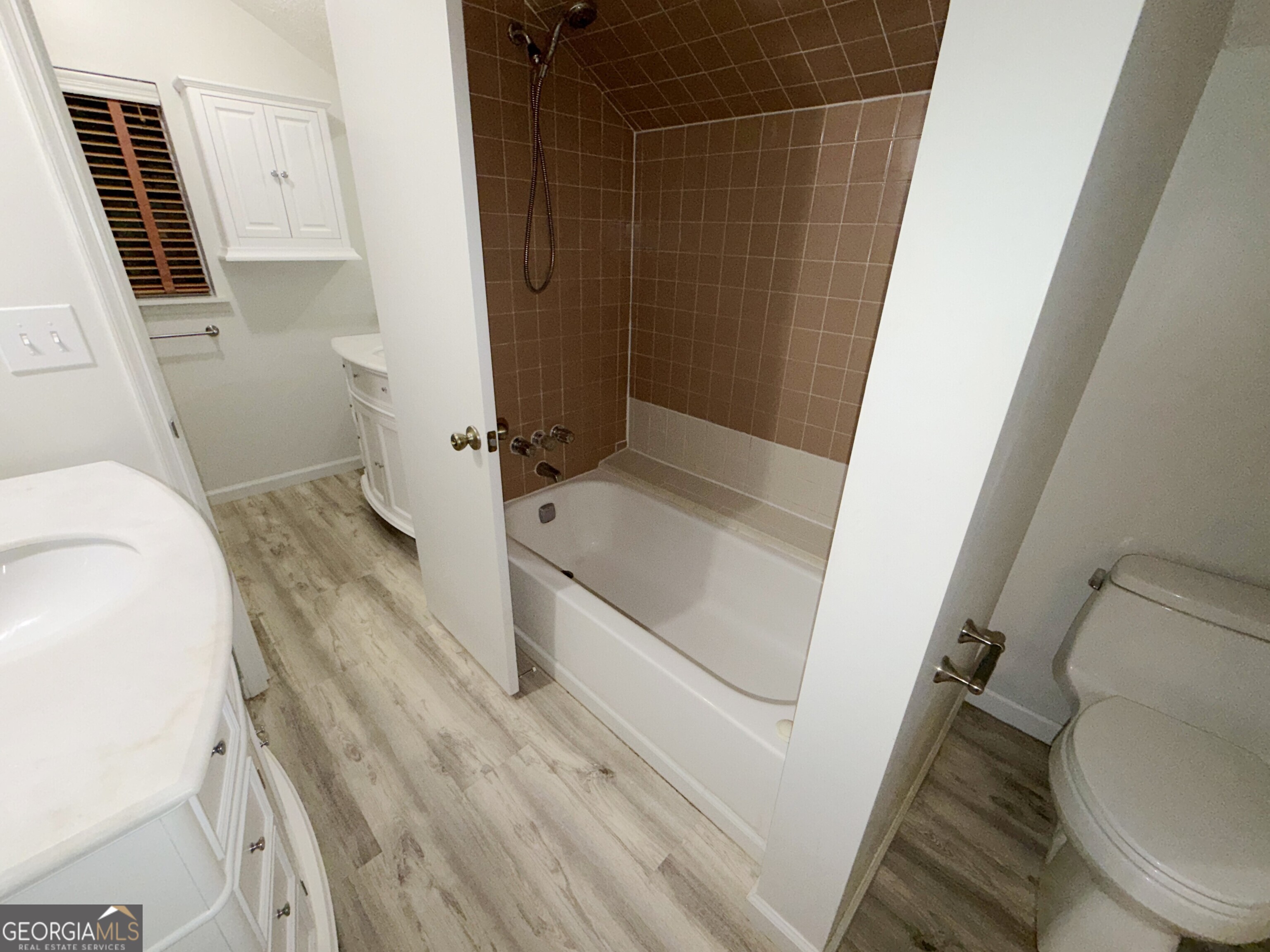 1156 Forest Glen Court Nw Property Photo 12