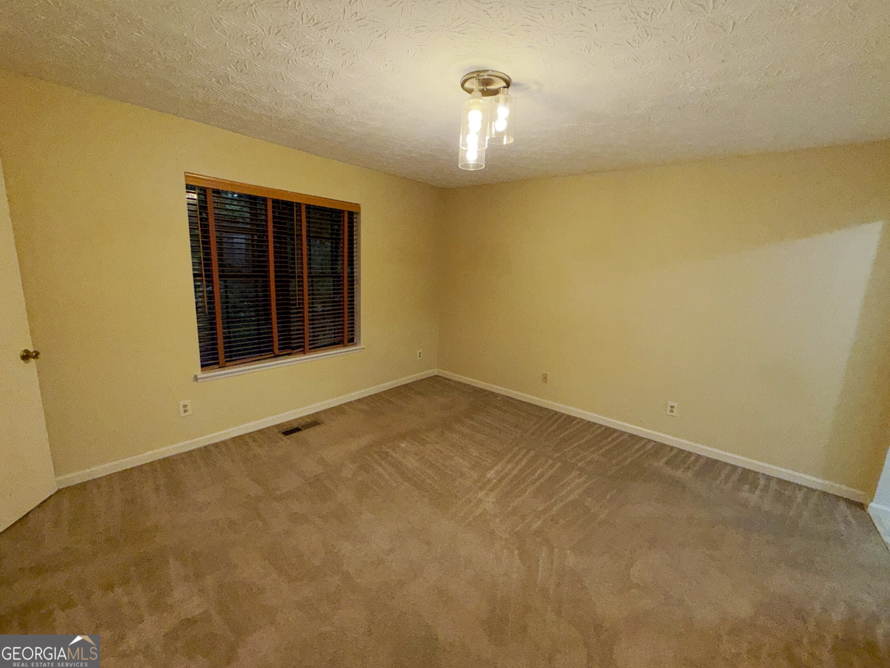 1156 Forest Glen Court Nw Property Photo 13