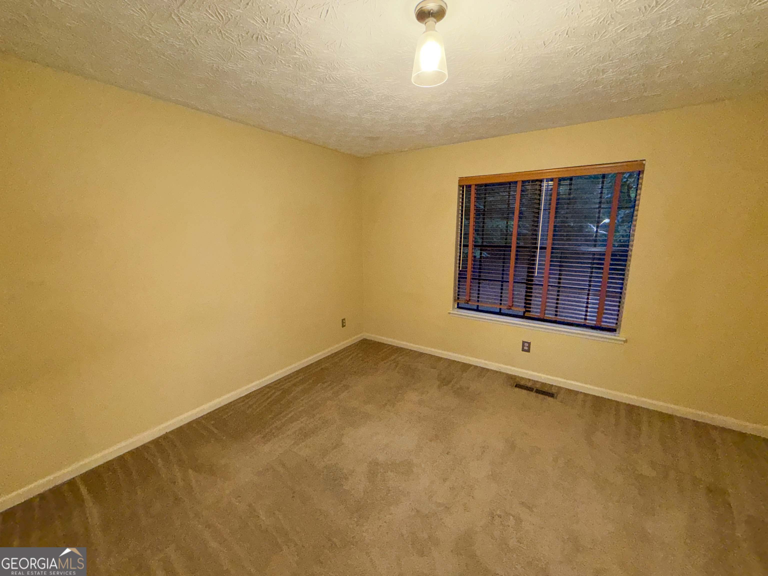 1156 Forest Glen Court Nw Property Photo 14