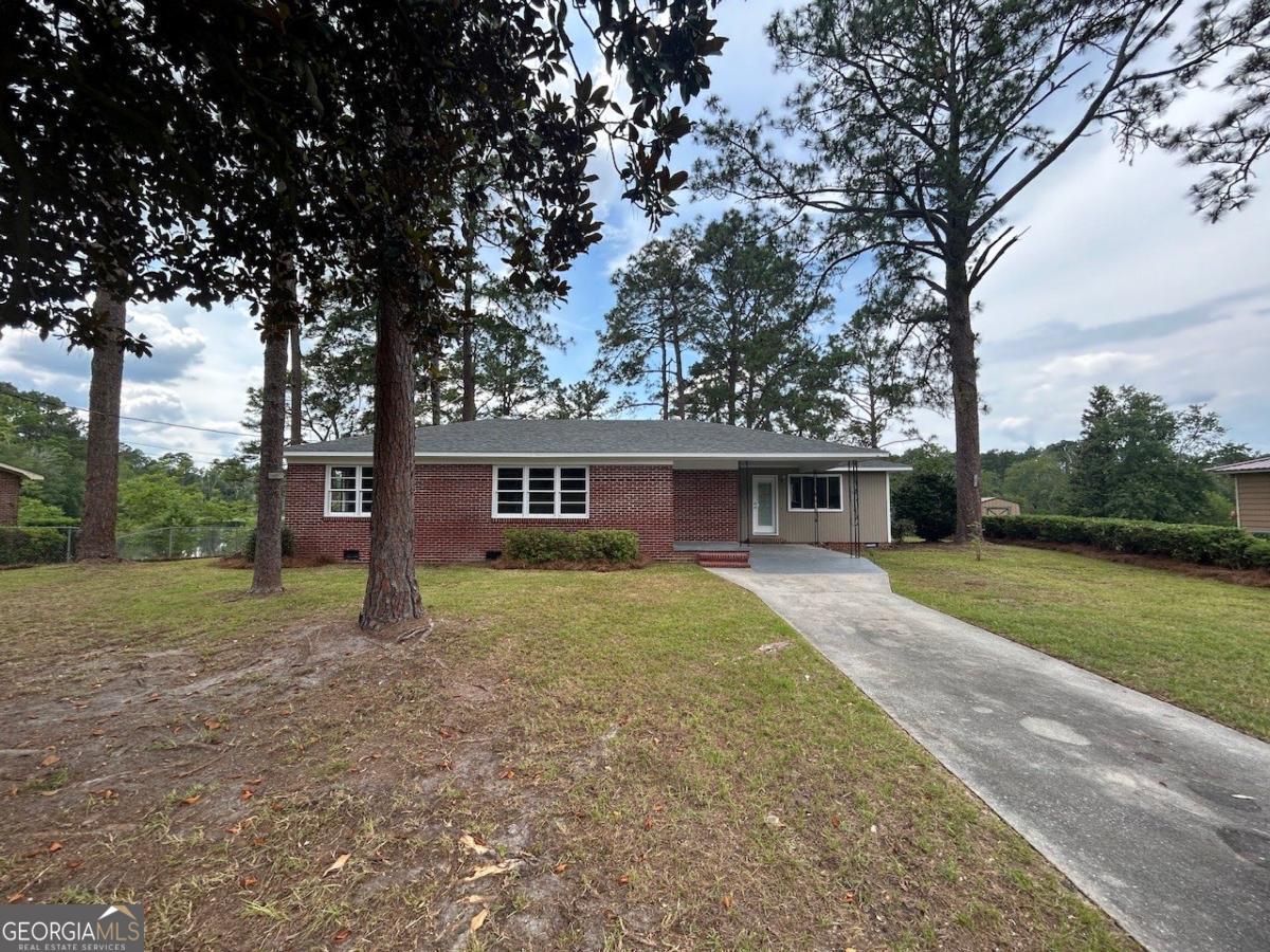 843 Prosperity Drive Property Photo 1