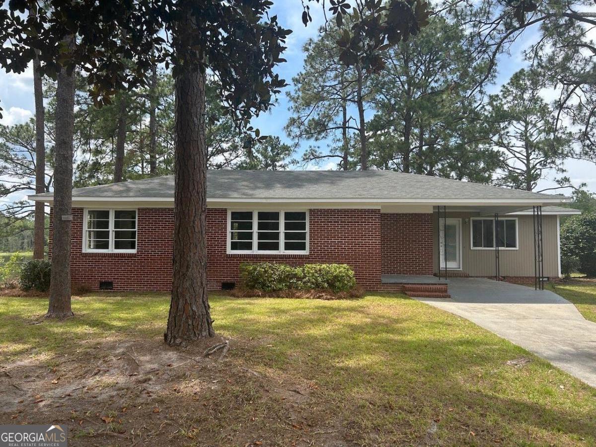 843 Prosperity Drive Property Photo 4