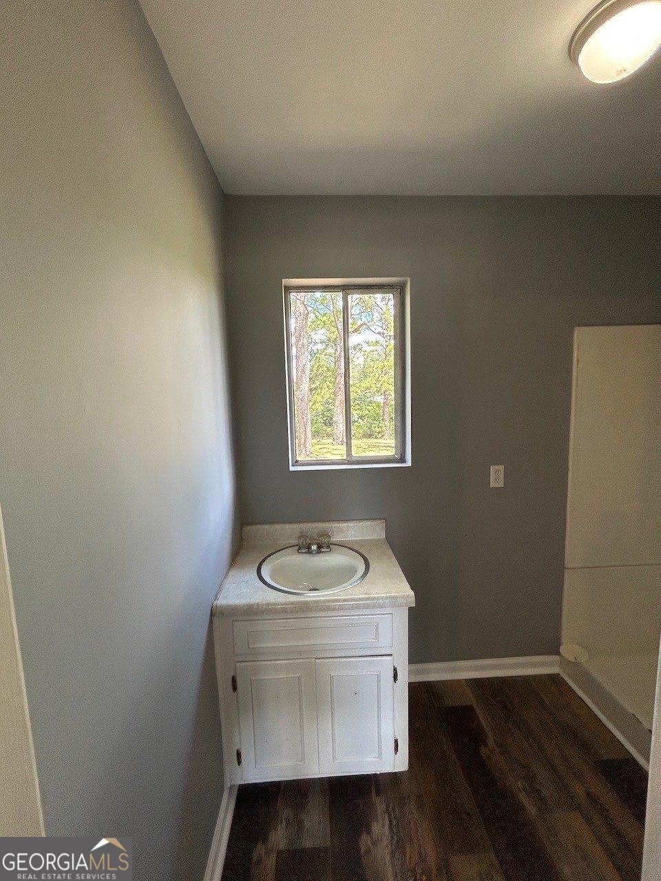 843 Prosperity Drive Property Photo 9
