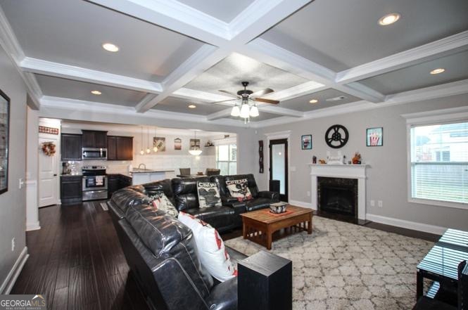 203 Ousley Way Property Photo 4