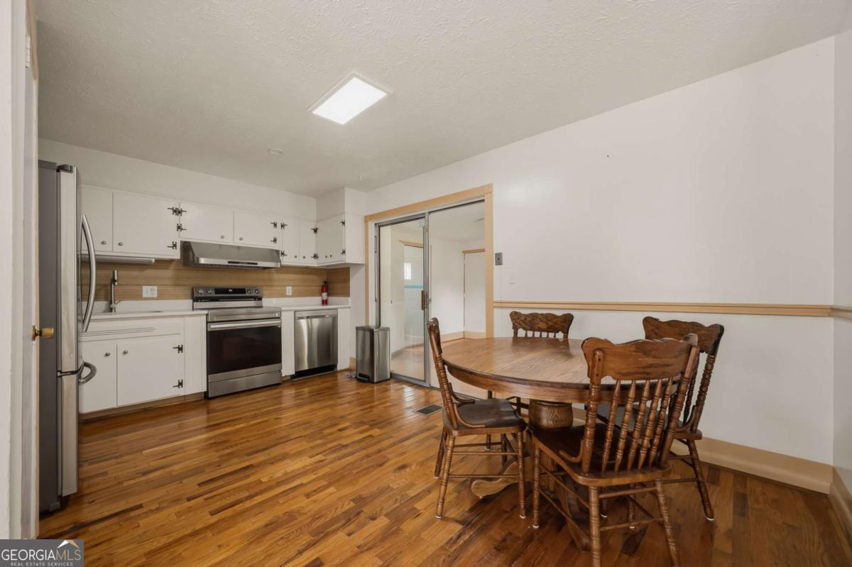 520 Pinecrest Drive Property Photo 5
