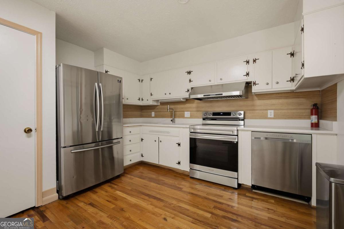 520 Pinecrest Drive Property Photo 6