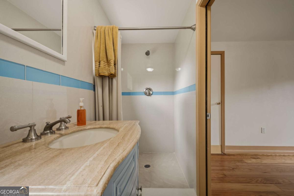 520 Pinecrest Drive Property Photo 15