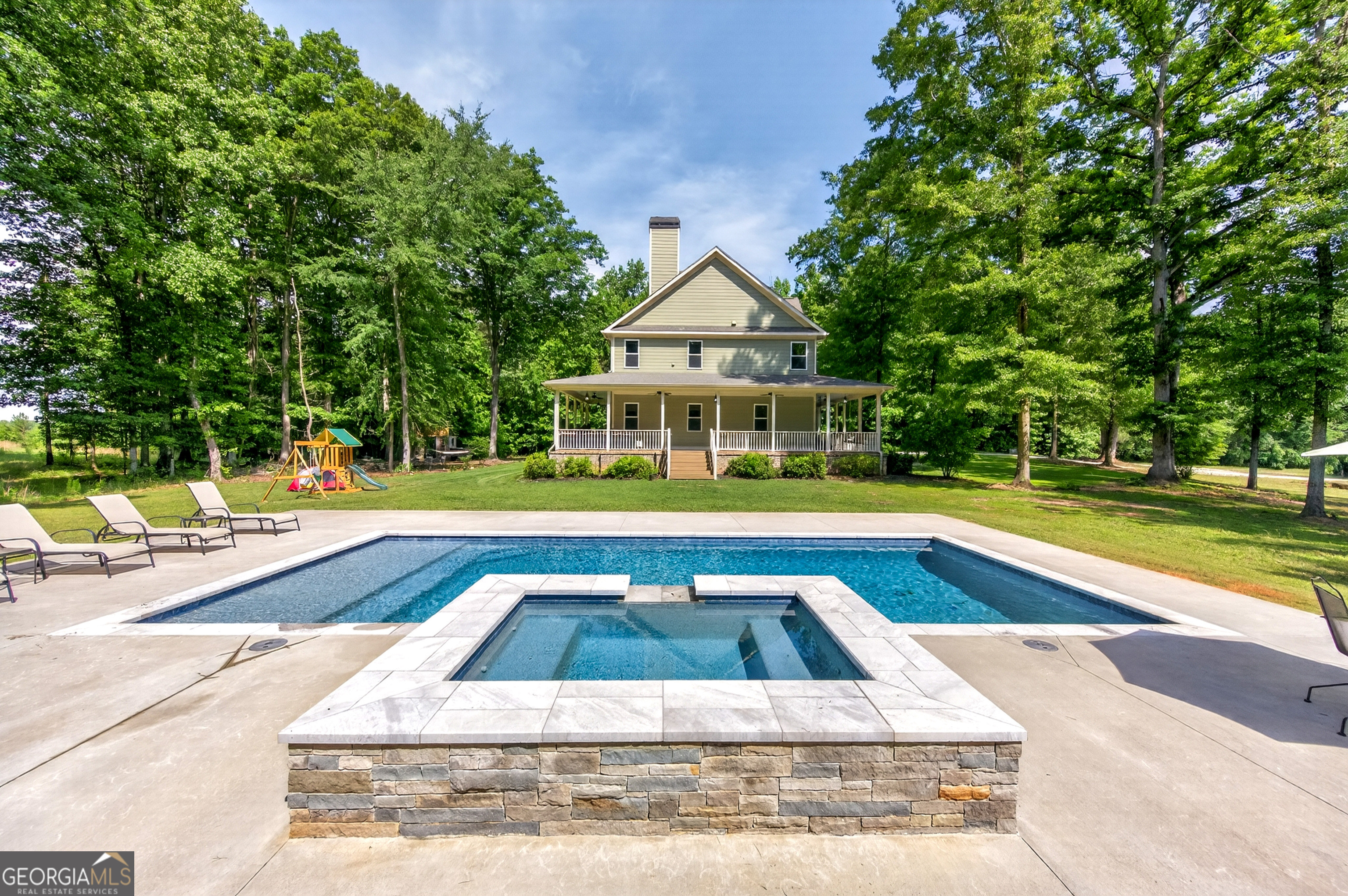 632 Geiger Road Property Photo 2