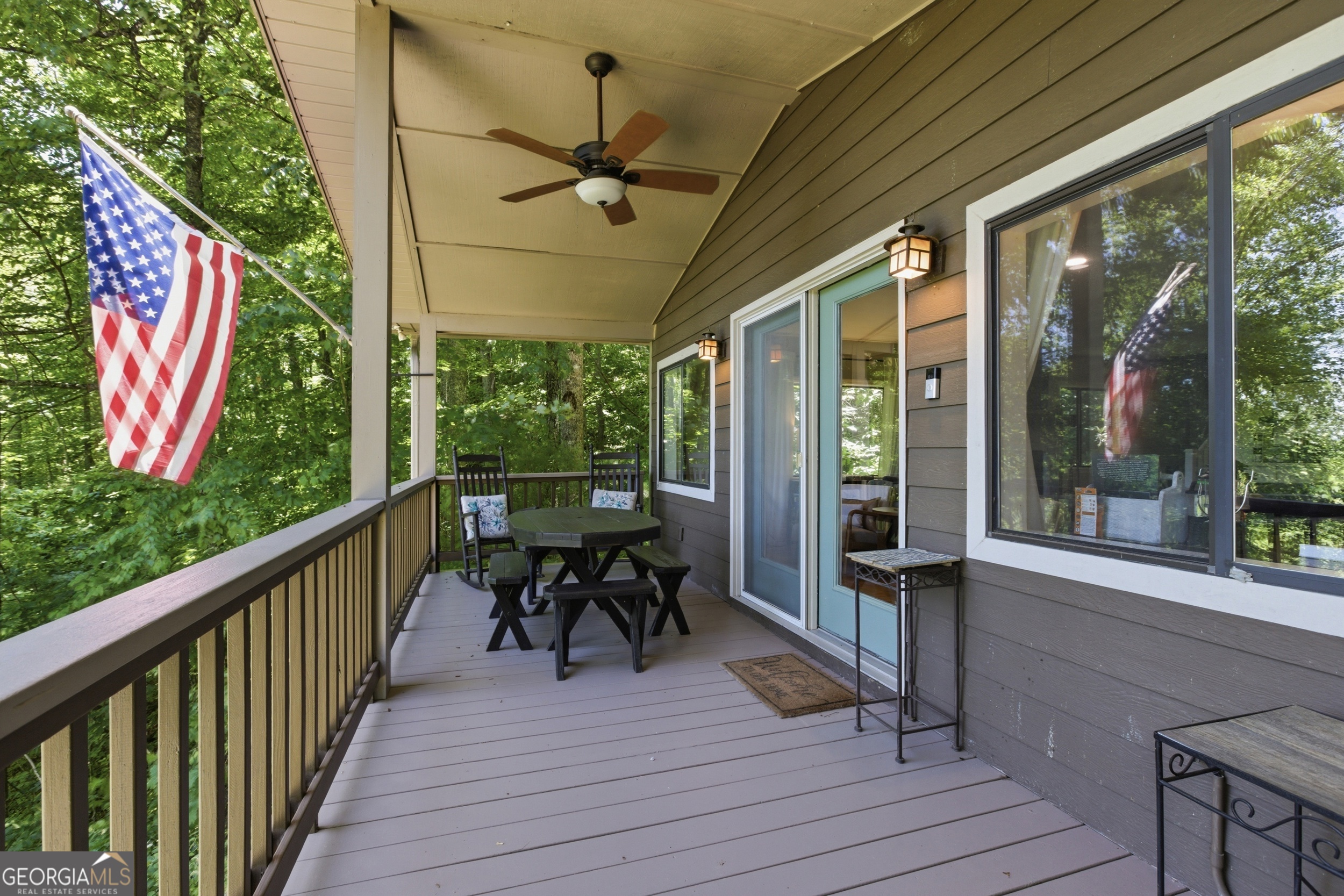 92 Boulder Lane Property Photo 3