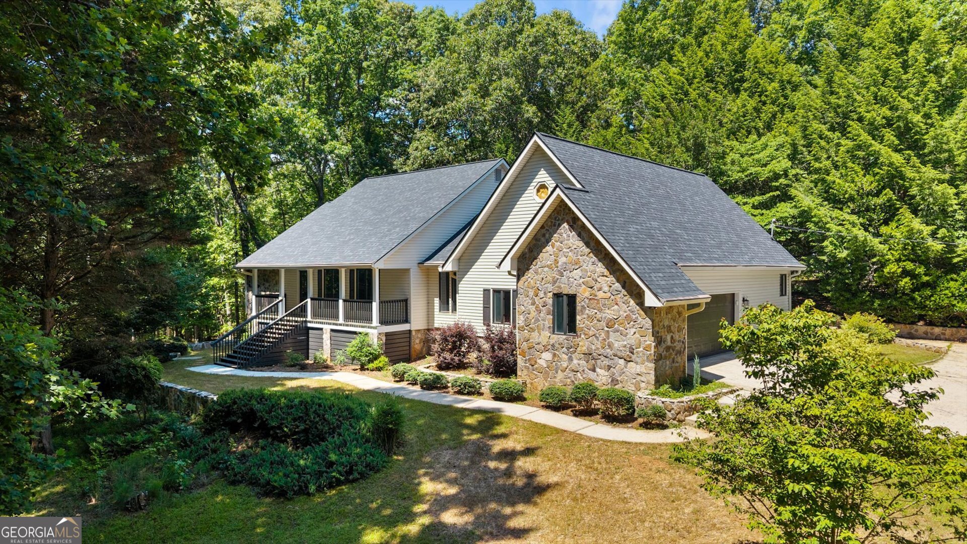 7448 Berea Road Property Photo 3
