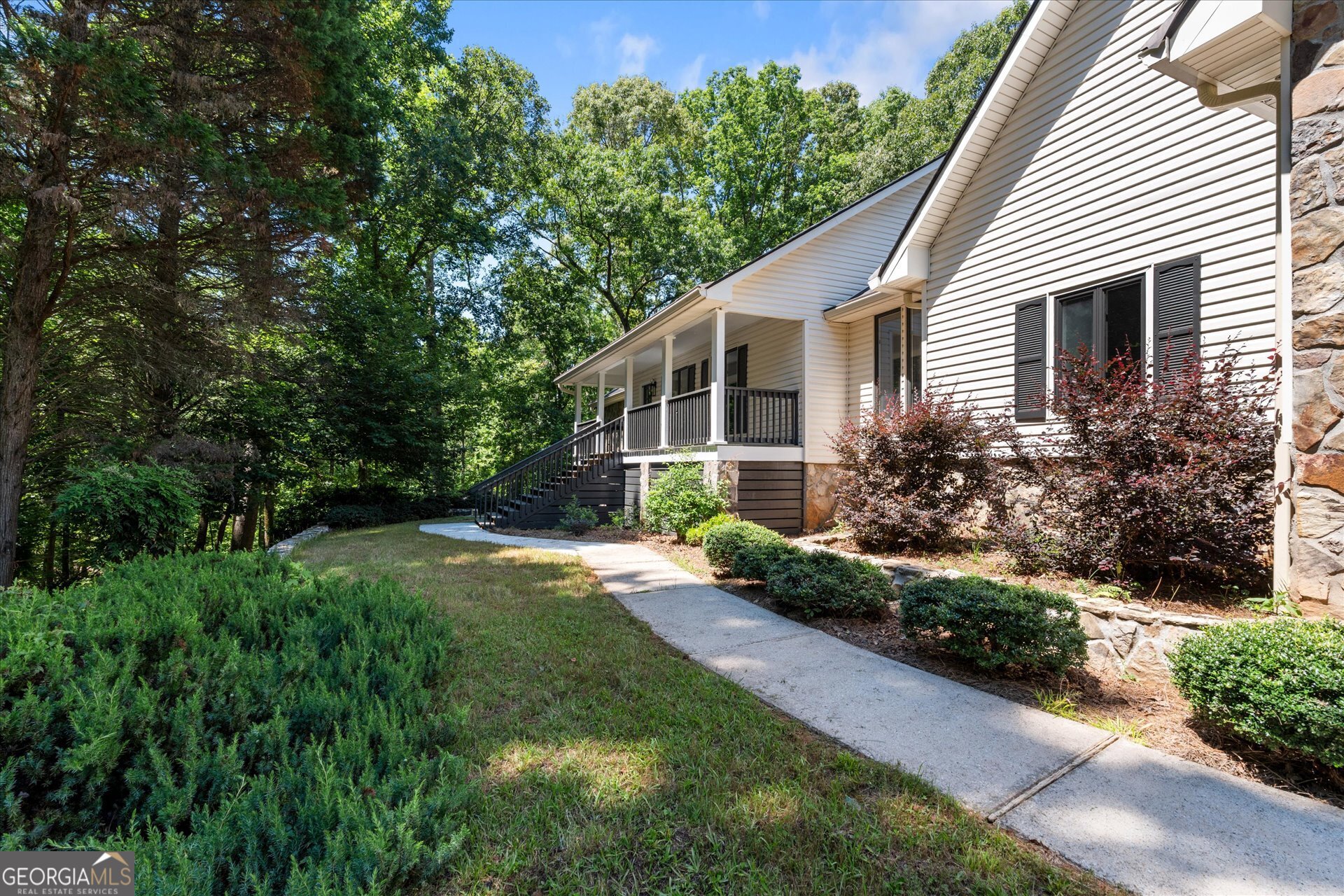 7448 Berea Road Property Photo 8