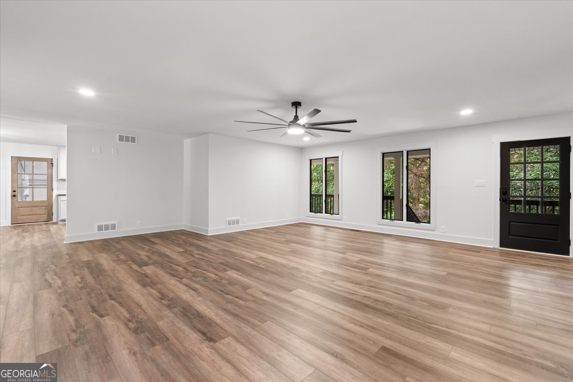 7448 Berea Road Property Photo 19