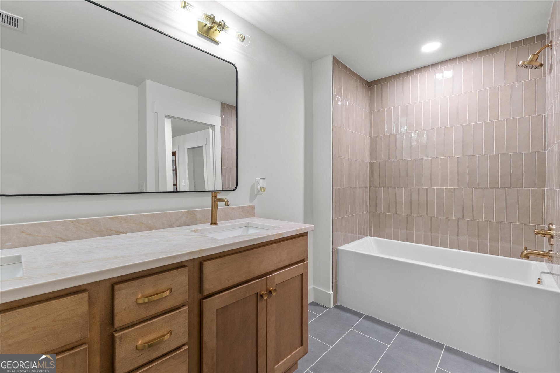 7448 Berea Road Property Photo 42