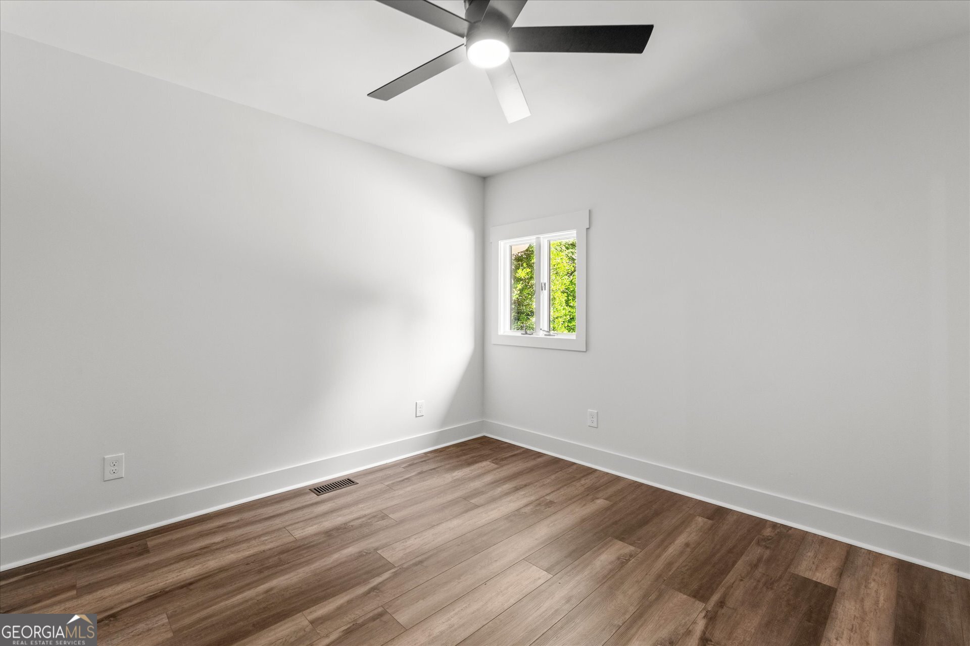 7448 Berea Road Property Photo 45