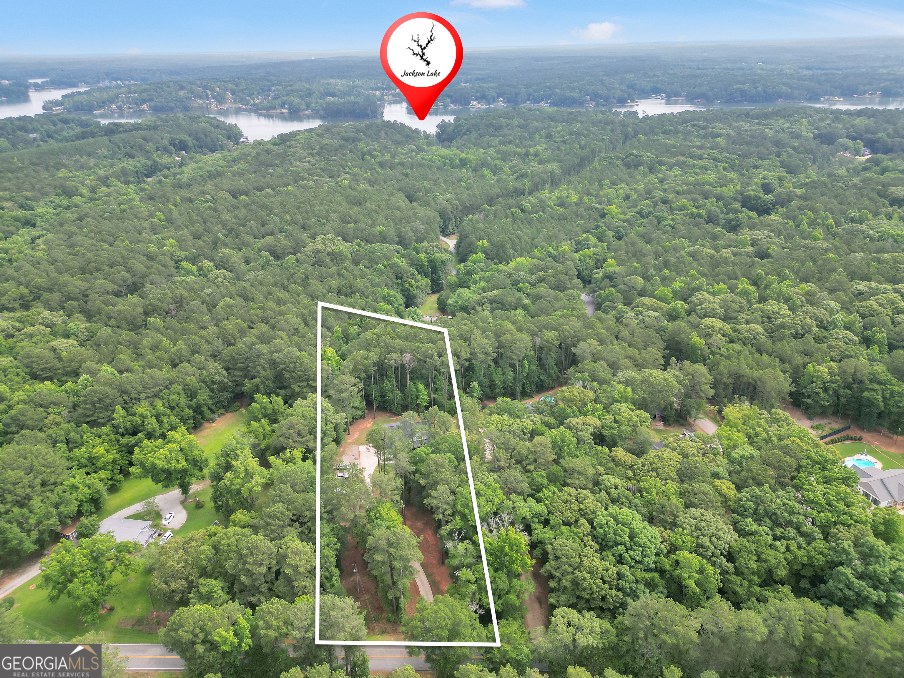 1577 Stark Road Property Photo 5