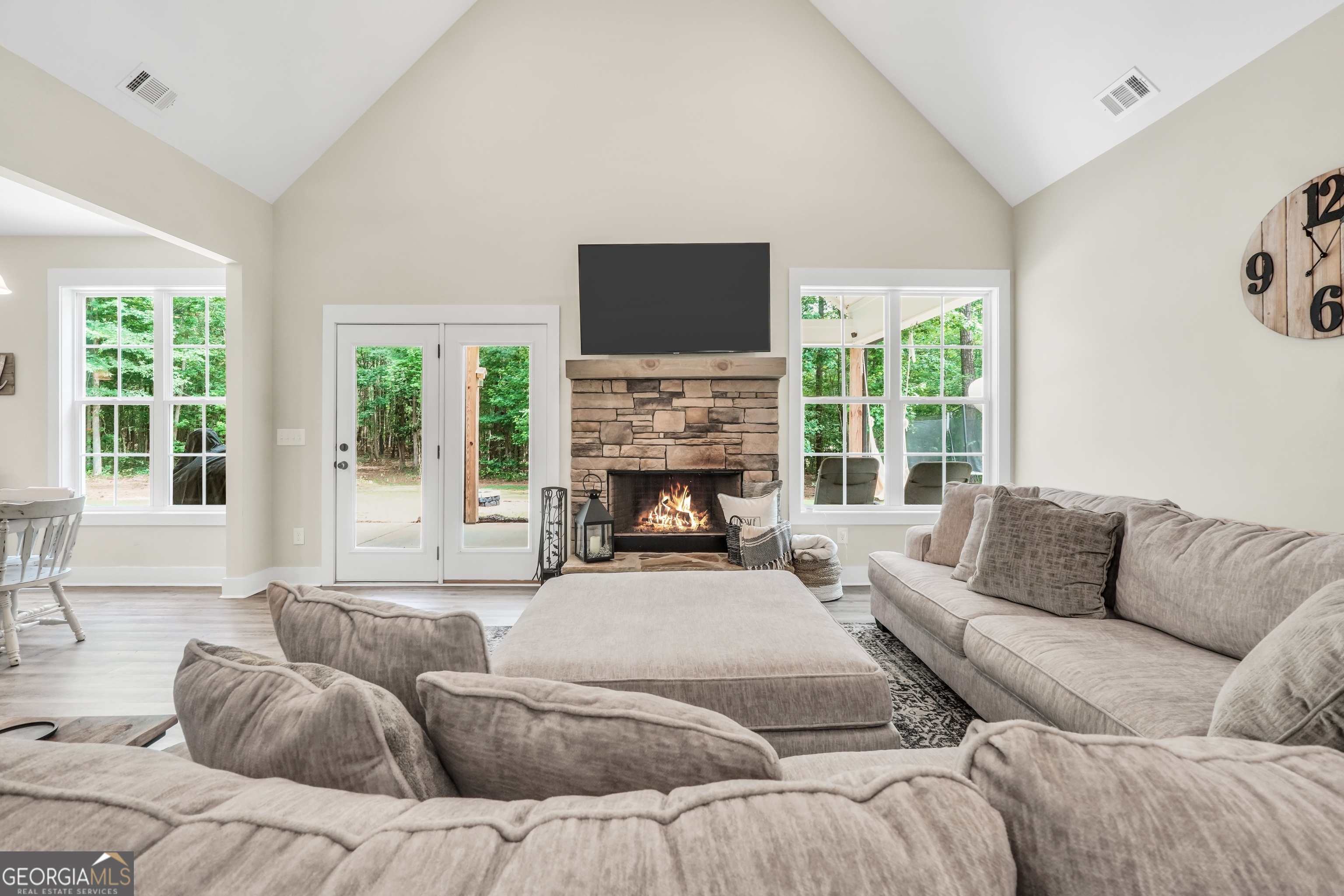 1577 Stark Road Property Photo 12