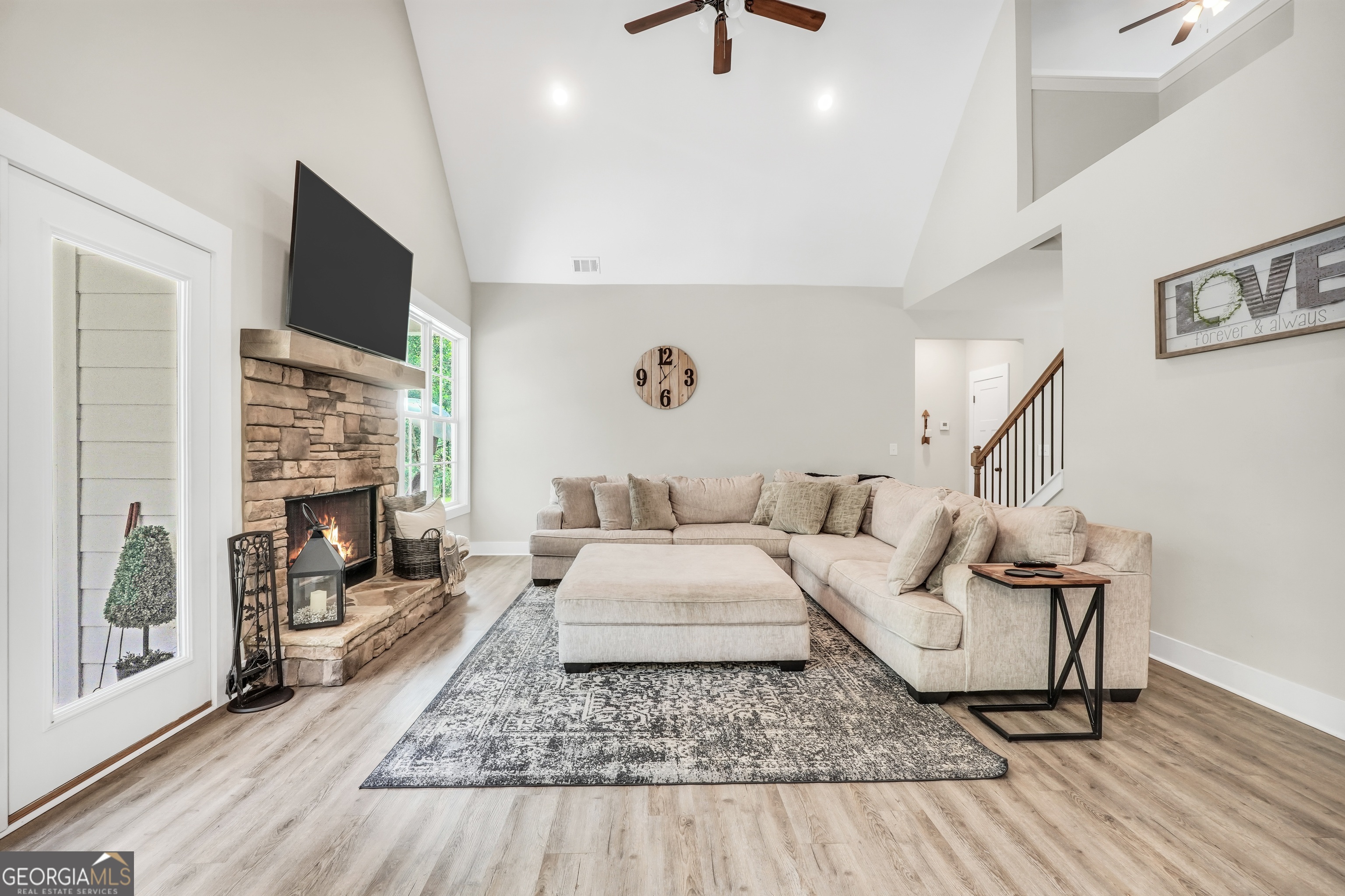 1577 Stark Road Property Photo 13