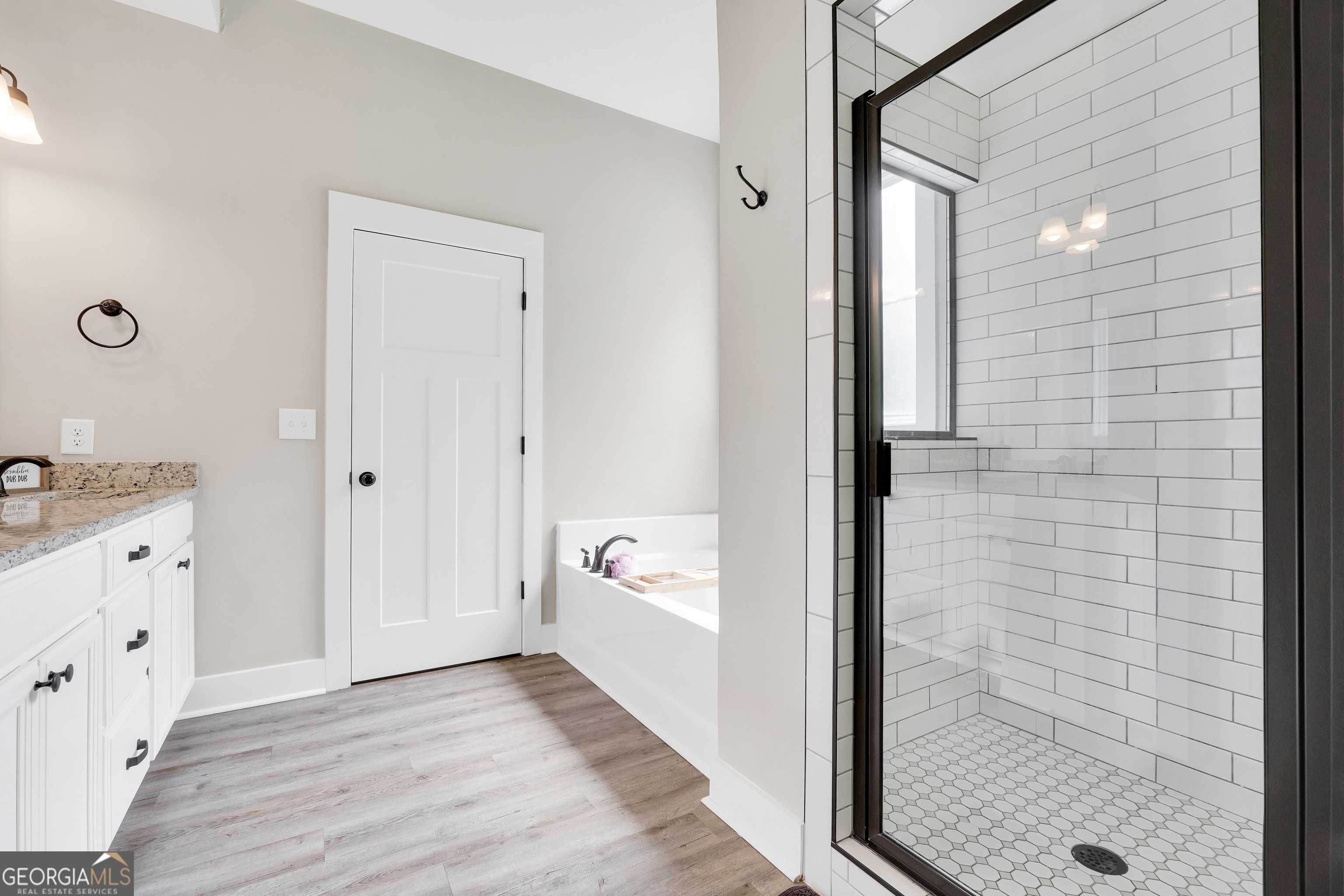 1577 Stark Road Property Photo 27