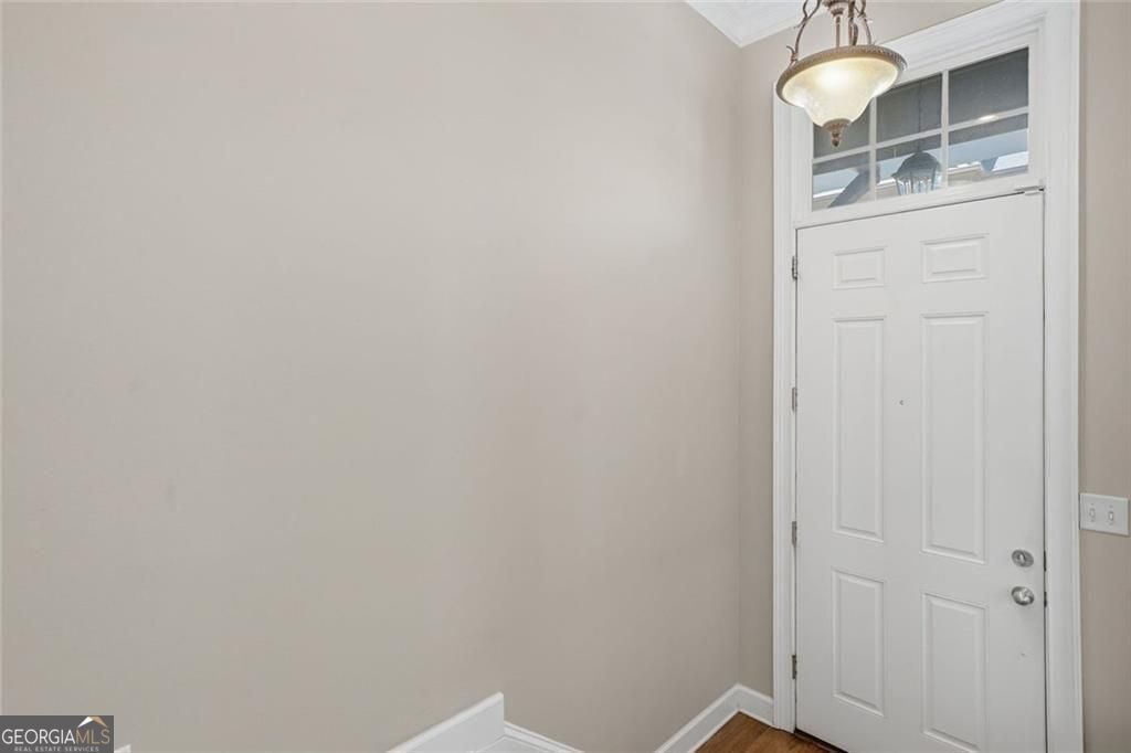 913 Telfair Close Property Photo 4
