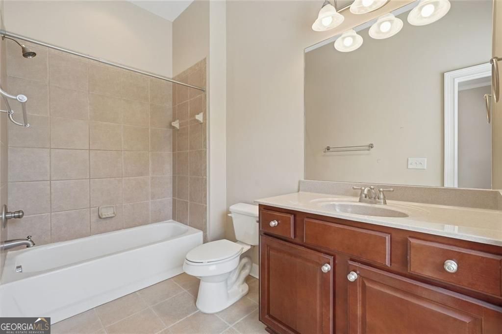 913 Telfair Close Property Photo 21