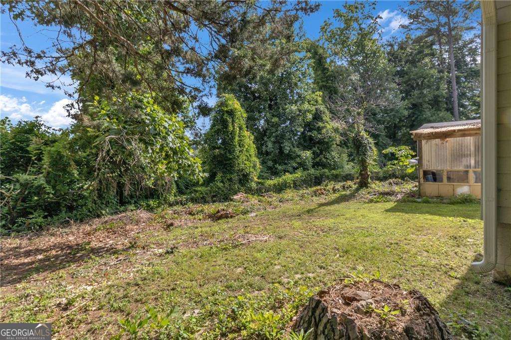 2484 Ortega Way Property Photo 28