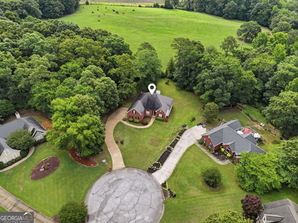95 Old Hickory Lane Property Photo 3