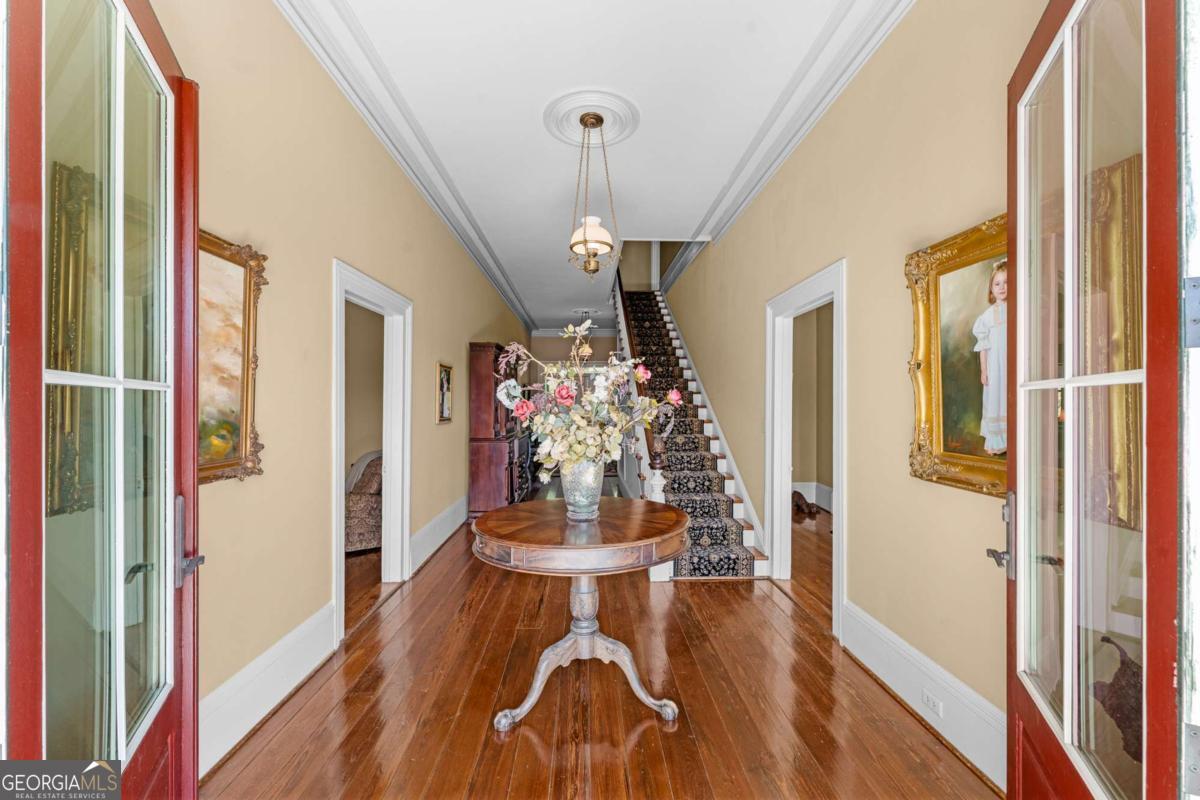 8075 Lakeview Road Property Photo 12