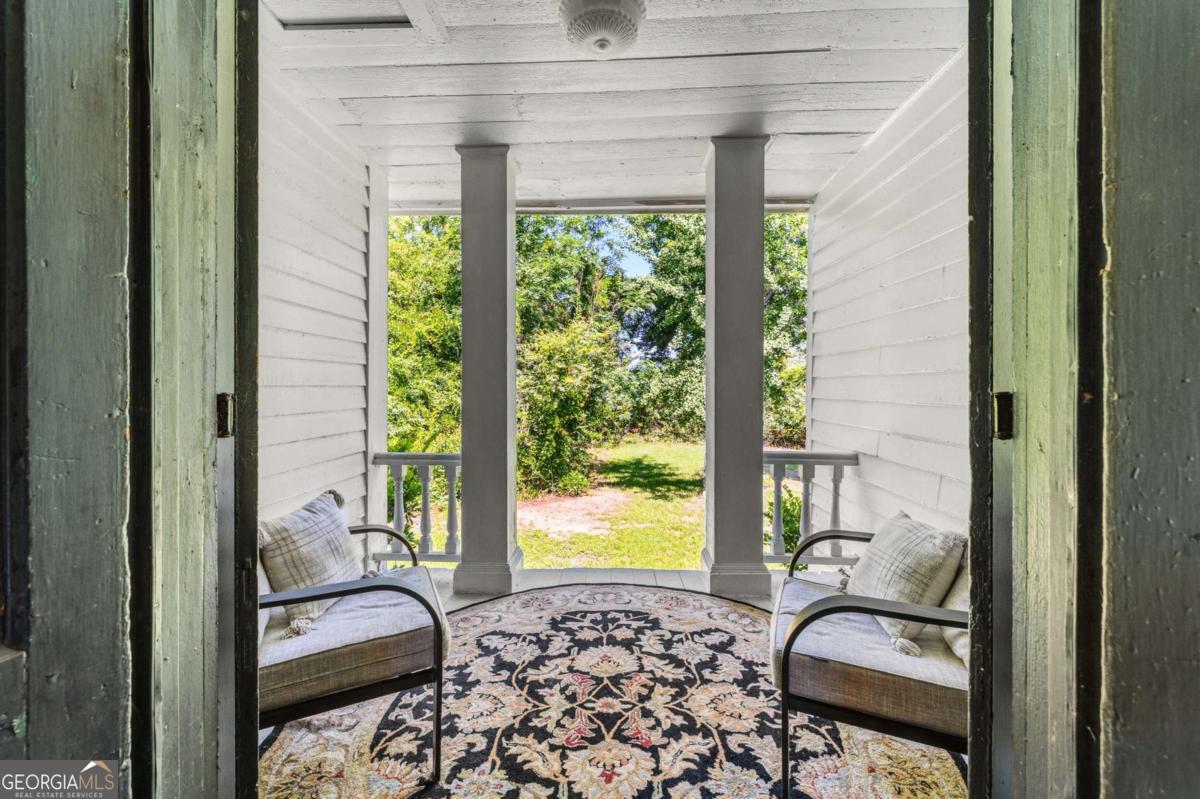 8075 Lakeview Road Property Photo 44