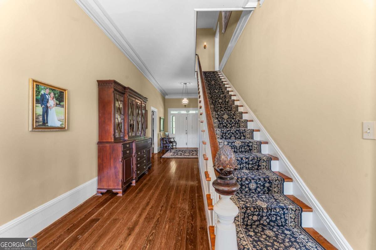 8075 Lakeview Road Property Photo 46
