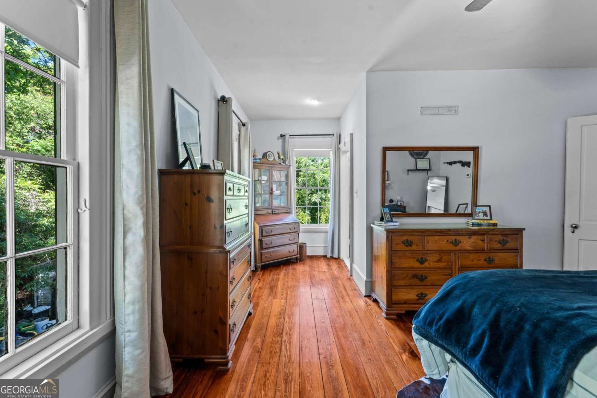8075 Lakeview Road Property Photo 60