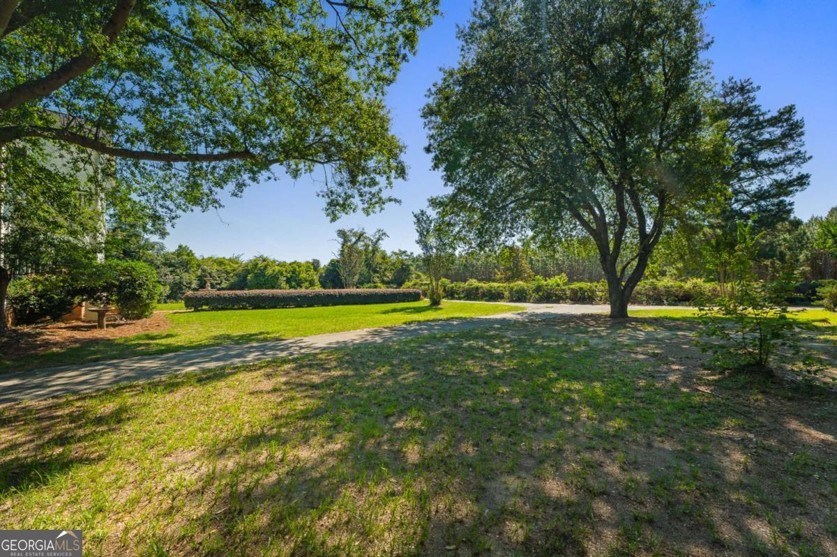 8075 Lakeview Road Property Photo 84