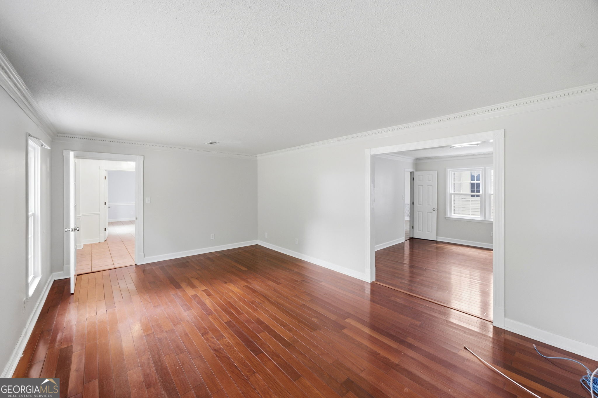 1215 Craddock Way Property Photo 5
