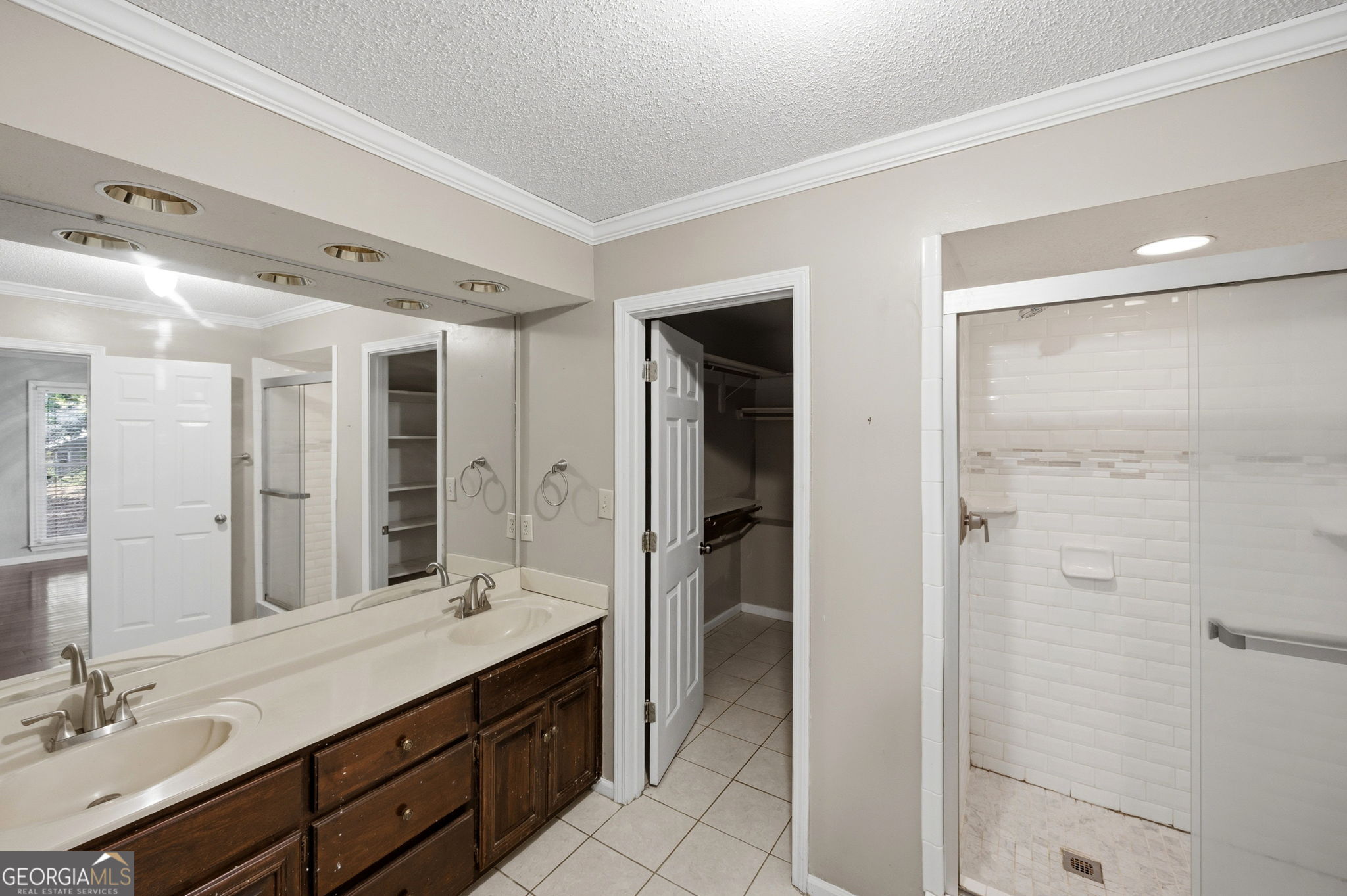 1215 Craddock Way Property Photo 16