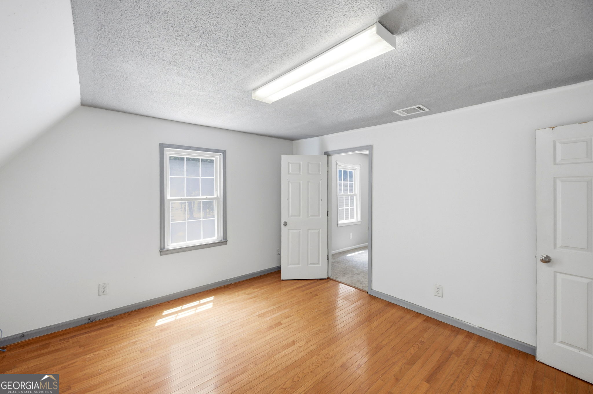 1215 Craddock Way Property Photo 29