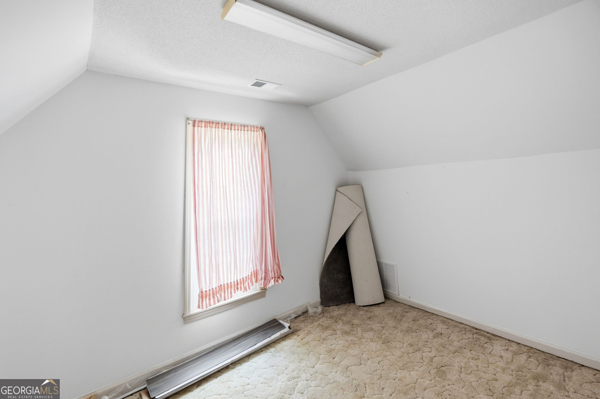 1215 Craddock Way Property Photo 30